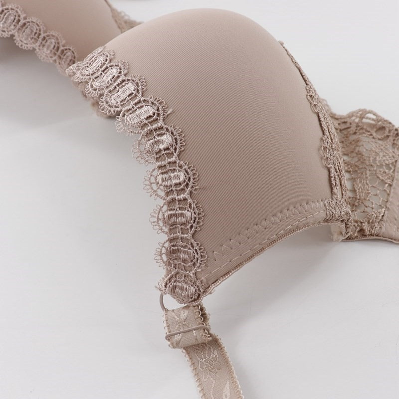 Embroidered Hot Fashion Bralette - Ausome Goods